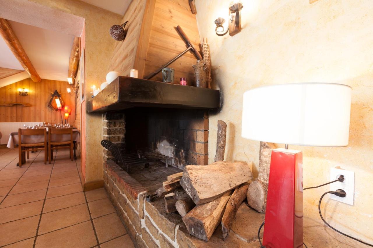 Auberge Des Montauds - Hotel & Restaurant فيلارد دي لانس المظهر الخارجي الصورة