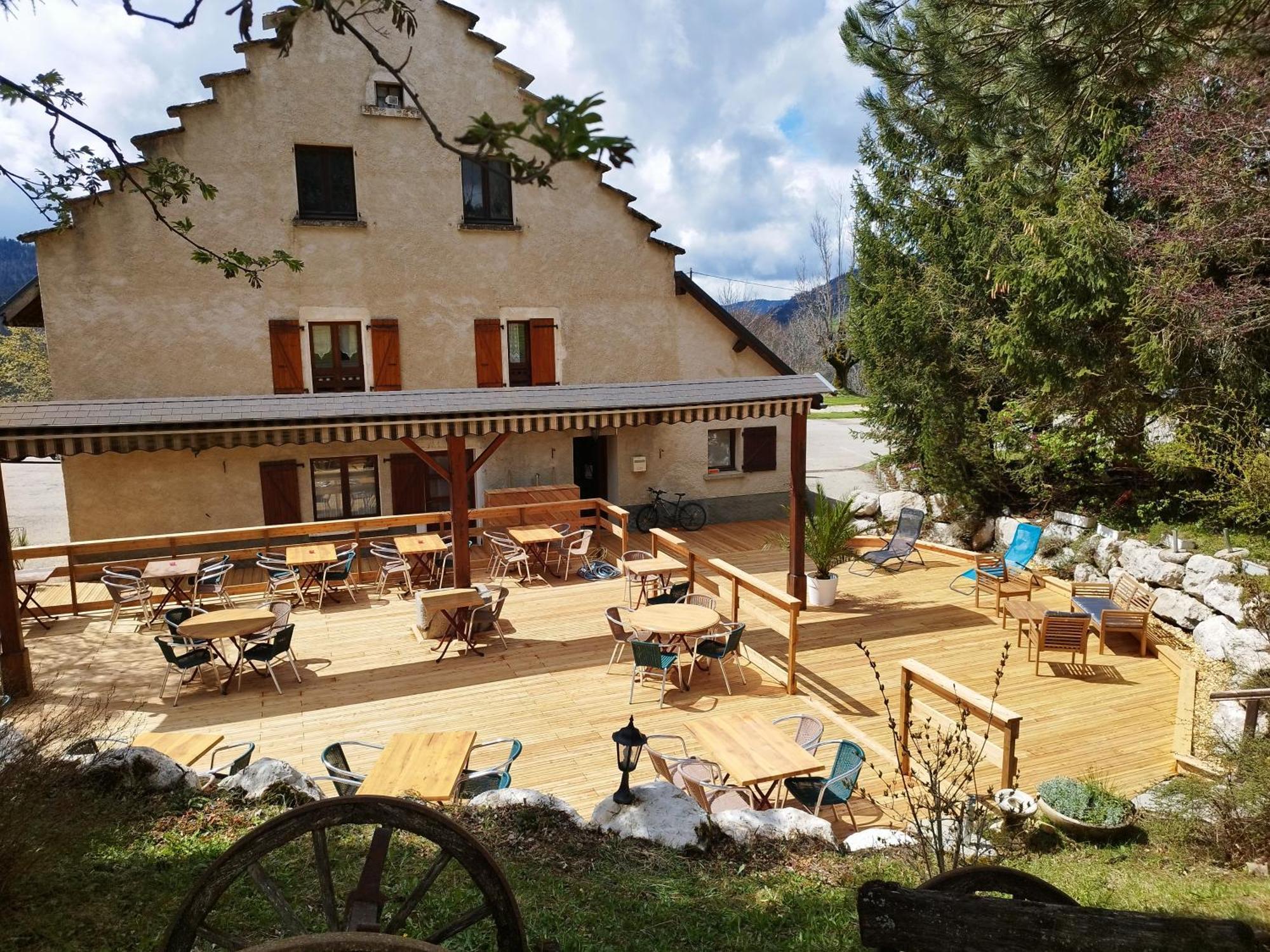 Auberge Des Montauds - Hotel & Restaurant فيلارد دي لانس المظهر الخارجي الصورة
