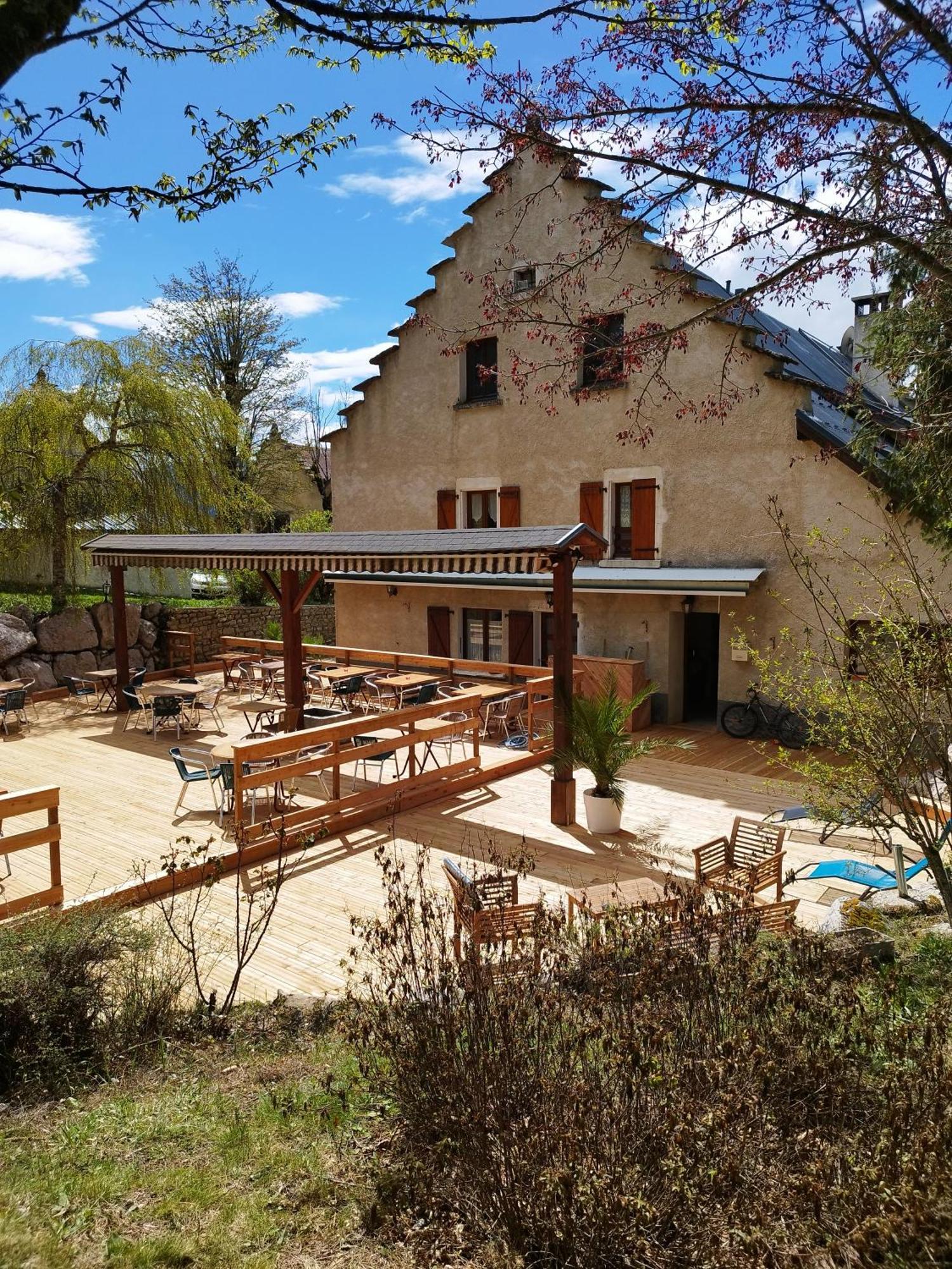 Auberge Des Montauds - Hotel & Restaurant فيلارد دي لانس المظهر الخارجي الصورة