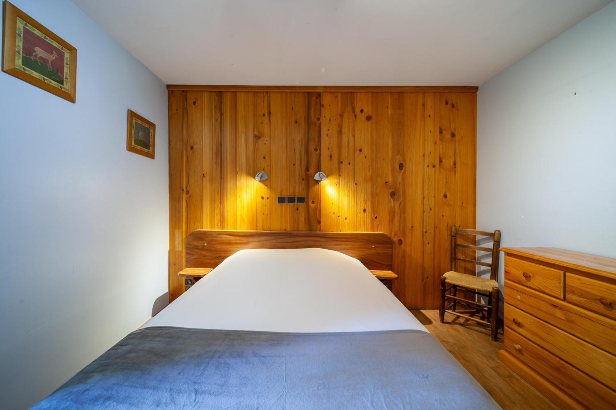 Auberge Des Montauds - Hotel & Restaurant فيلارد دي لانس الغرفة الصورة