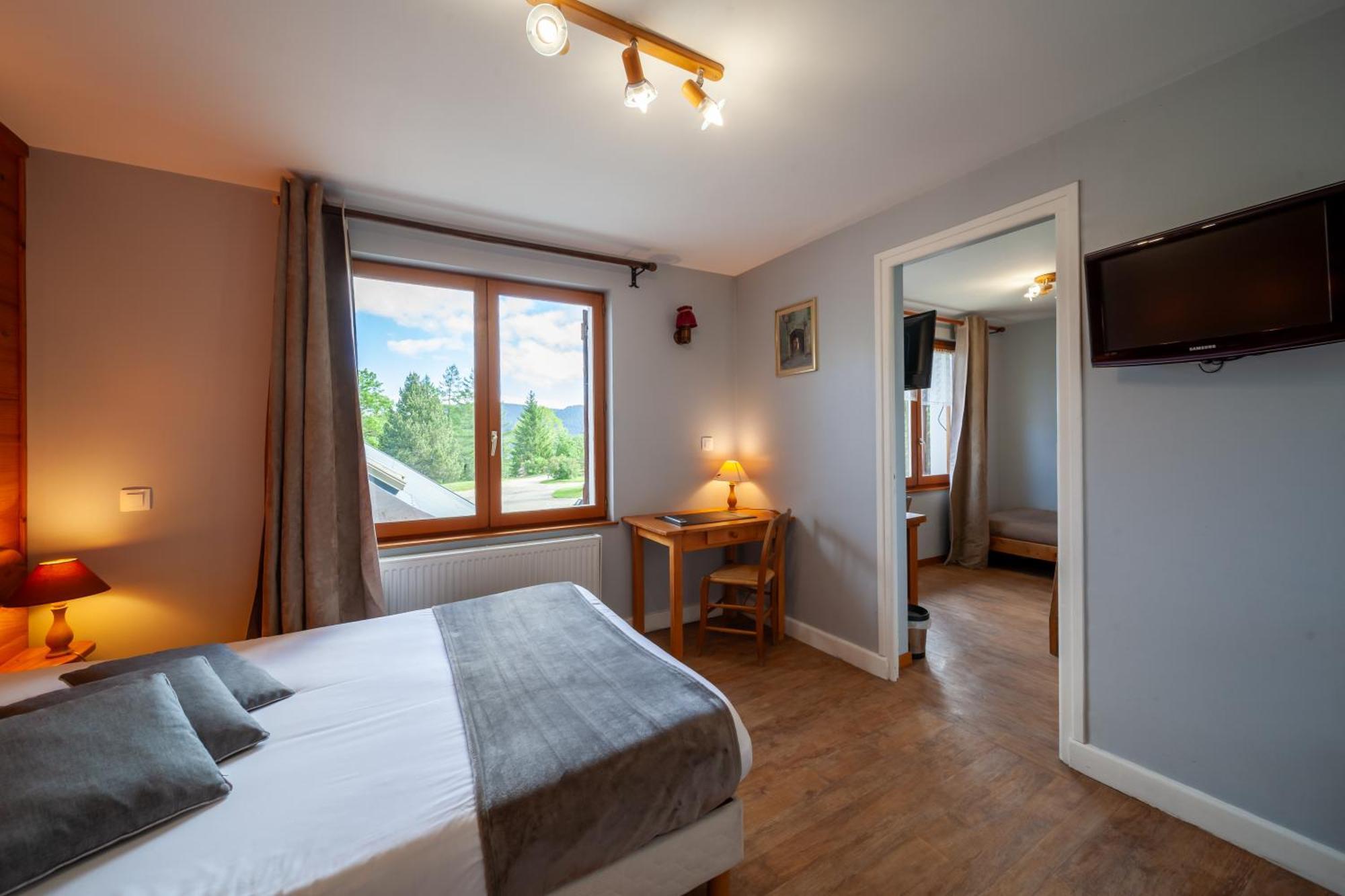 Auberge Des Montauds - Hotel & Restaurant فيلارد دي لانس الغرفة الصورة